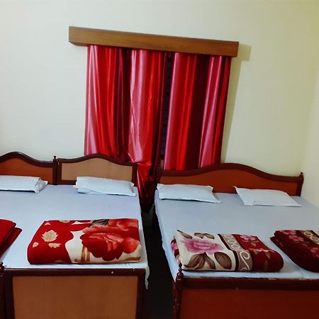 Hotel Jagat Raj, Sitapur Sitapur  Exterior foto